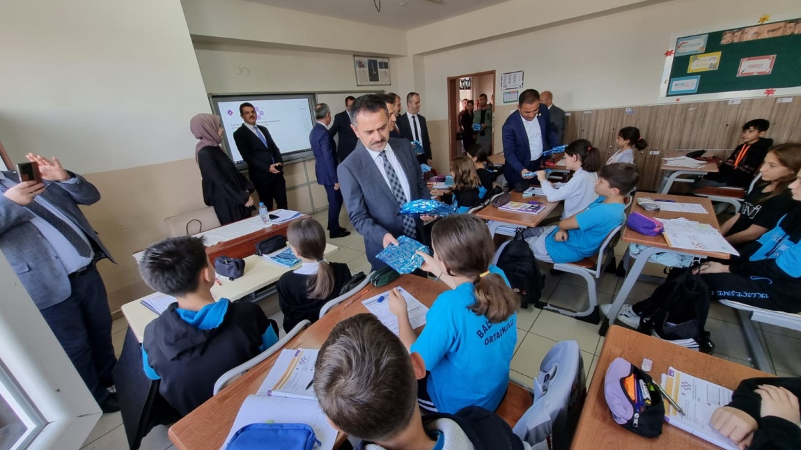 Çanakkale Valisi İlhami AKTAŞ'ın Okulumuza Sürpriz Ziyareti